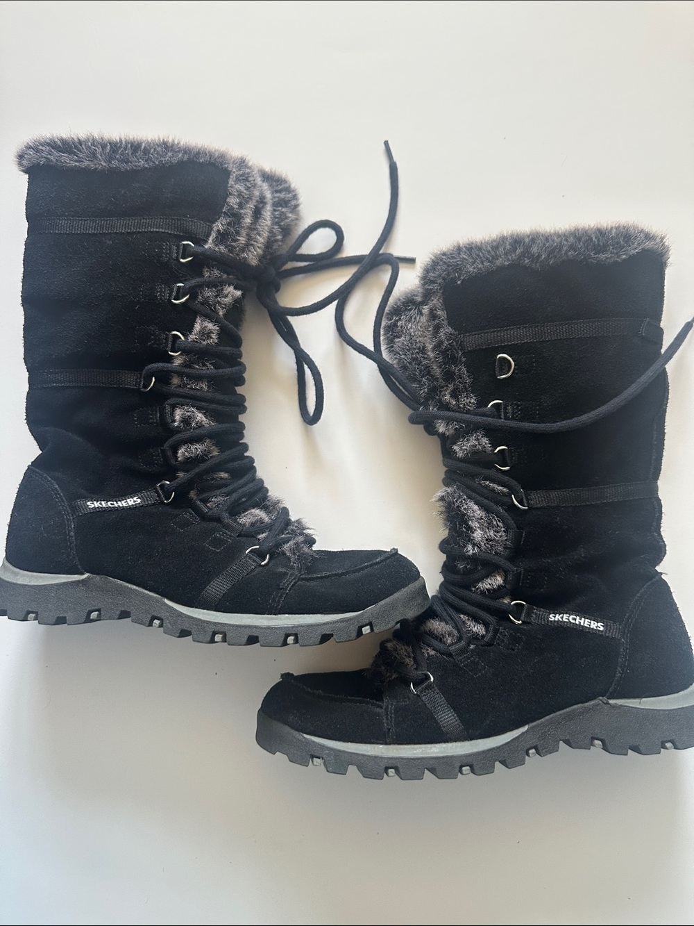 Skechers Black Faux-Fur Lace-Up Winter Boots